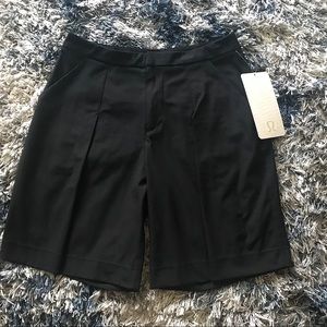 Lululemon Black Multi-Purpose Shorts Size 4